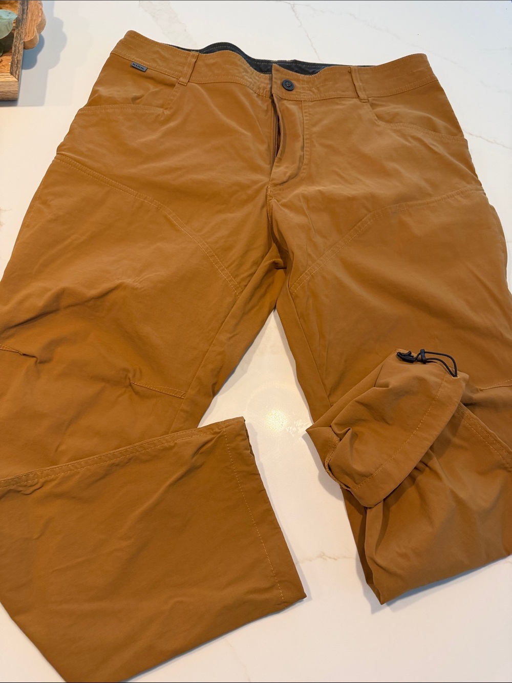 Men's Kuhl Casual Stretch Pants - Dark Mustard/Gold color Size 36x30 like new